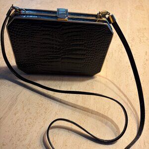 VINTAGE ITALIAN PATENT EMBOSSED EVENING PURSE